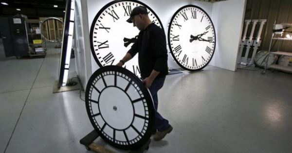 Το ευρωκοινοβούλιο ψήφισε την κατάργηση της αλλαγής ώρας