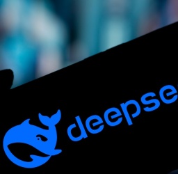 DeepSeek: Ο Κινέζικος Αντίπαλος του OpenAI που Ανατρέπει τις ισορροπίες στη Τεχνητή Νοημοσύνη